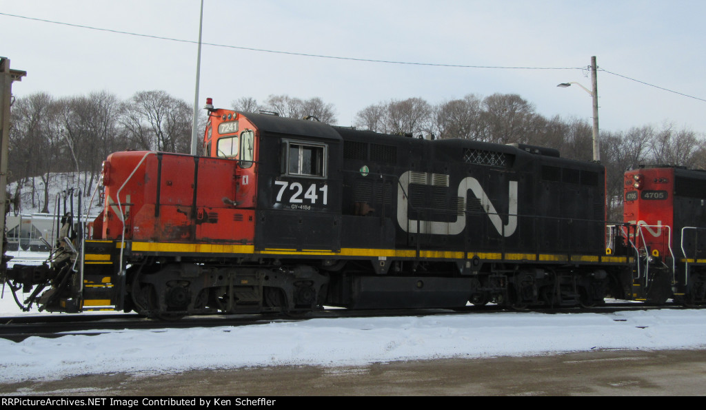 CN 7241